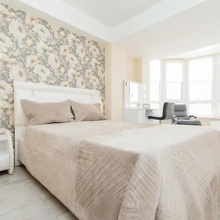 Luxrent Apartment *